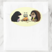 Cartoon-Mole und Igel Ovaler Aufkleber (Tasche)
