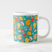 Cartoon Muscheln mit Sand und Doodle-Verzierung Jumbo-Tasse (Rechts)
