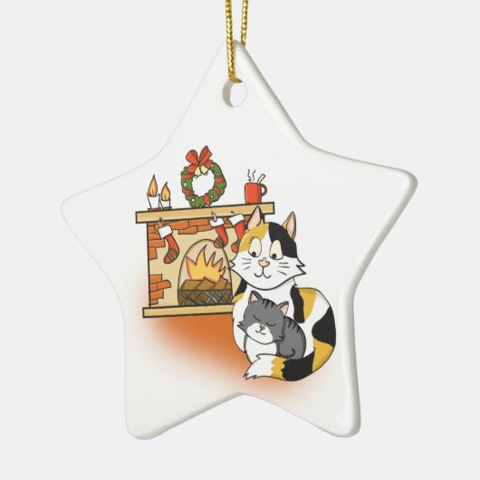 Cartoon Mutter Katze und Kitten im gemütlichen Kam Keramik Ornament (Links)