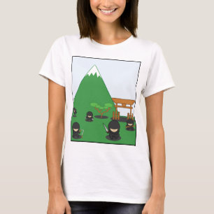 Cartoon Ninjas (in der Landschaft) T-Shirt