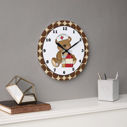 Cartoon Nurse Bear Wall Clock Große Wanduhr (Büro)