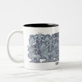 Cartoon of Funny Elephant Family Zweifarbige Tasse