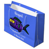 Cartoon Piranha Große Geschenktüte (Vorderseite Schrägansicht)