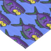 Cartoon Piranha Tischdecke (Schrägansicht)
