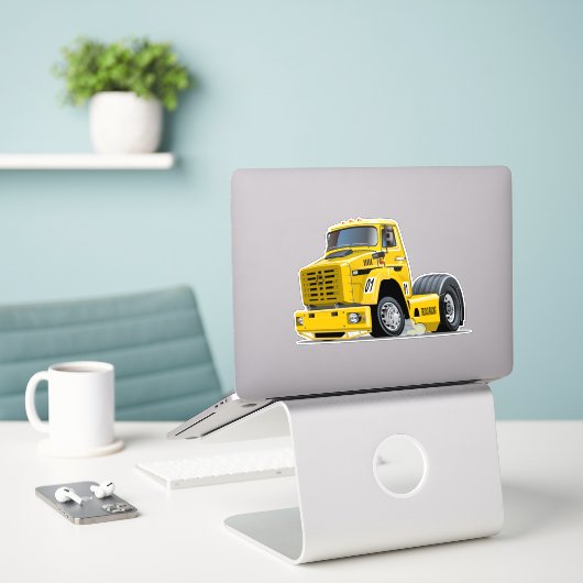Cartoon-Renntruck Aufkleber (Laptop auf Schreibtisch)