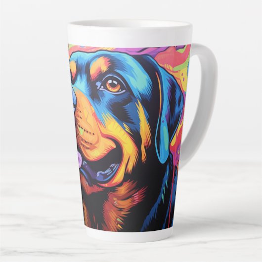 Cartoon Rottweiler im Garten Latte Tasse (Rechte Ecke)