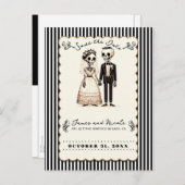 Cartoon Skelettbräune + Bräutigam Save the Date Ankündigungspostkarte (Vorne/Hinten)