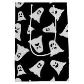 Cartoon Spooky Geist mit schwarzem Hintergrund Mittlere Geschenktüte (Rückseite)