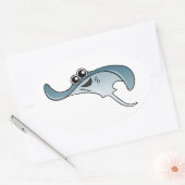 Cartoon Stingray Ovaler Aufkleber (Umschlag)