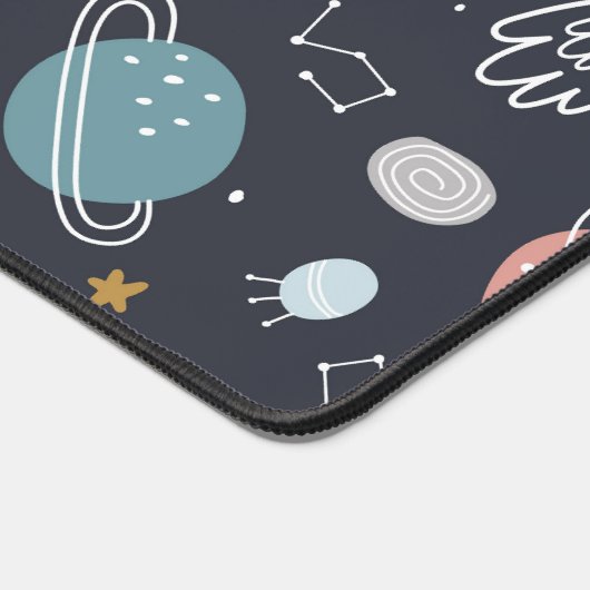 Cartoon Style Planets and Space Rockets Pattern Schreibtischunterlage (Ecke)