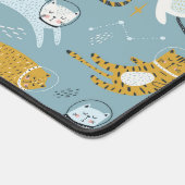Cartoon Style Space Cats Pattern Schreibtischunterlage (Ecke)