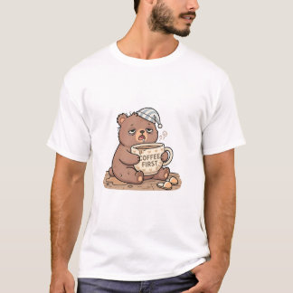 Cartoon von Coffee First Sleepy Bear T-Shirt