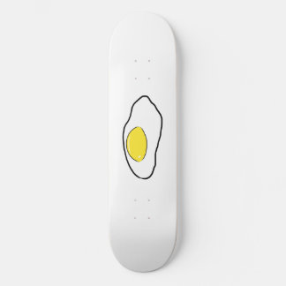 Cartoon von gefriergetrockneten Eiern Zeichnend Ge Skateboard