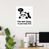 Cartoon von Niedlich und Lazy Panda Poster (Heimbüro)
