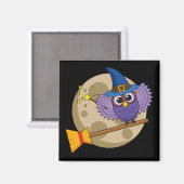 Cartoon Wizard Owl Flying on Broom Magnet (Vorderseite/Rückseite)