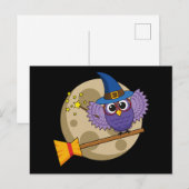 Cartoon Wizard Owl Flying on Broom Postkarte (Vorne/Hinten)