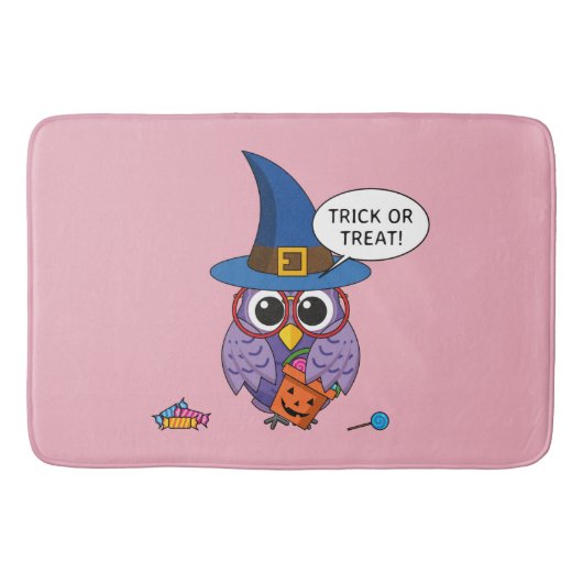 Cartoon Wizard Owl - Trick oder Treten Badematte (Vorderseite)