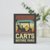 Carts vor Pars | Funny Golf Postkarte (Stehend Vorderseite)
