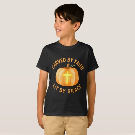 Carved By Faith Lit By Grace Pumpkin Cross Christi T-Shirt (Vorne ganz)