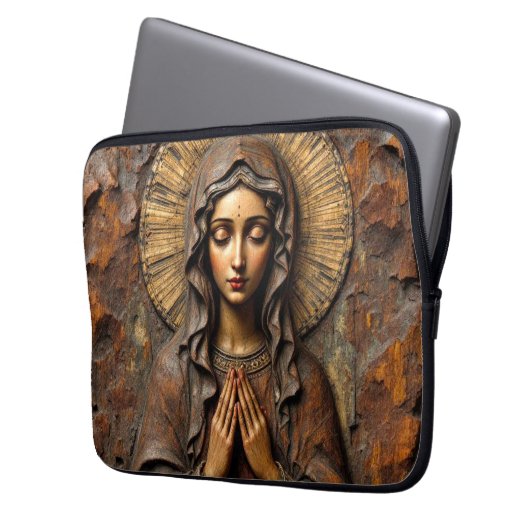 Carved Devotion Wooden Mary Laptopschutzhülle (Vorderseite Links)
