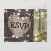 Carved Heart Tree Wedding RSVP Einladungspostkarte (Vorderseite)