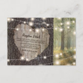 Carved Heart Tree Wedding | Rustikale String Light Begleitkarte (Vorderseite)