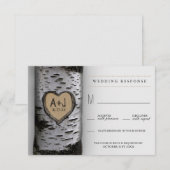 Carved Initials Birch Tree Wedding RSVP Cards Karte (Vorne/Hinten)