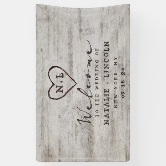 Carved Sweethearts Rustic Birch Wedding Willkommen Banner (Vertikal)