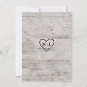 Carved Sweethearts Rustic Birch Wood Wedding Einladung (Rückseite)