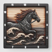 Carved Wave Gallop: Holz aussehendes Pferd Quadratische Wanduhr (Vorderseite)