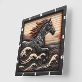 Carved Wave Gallop: Holz aussehendes Pferd Quadratische Wanduhr (Winkel)