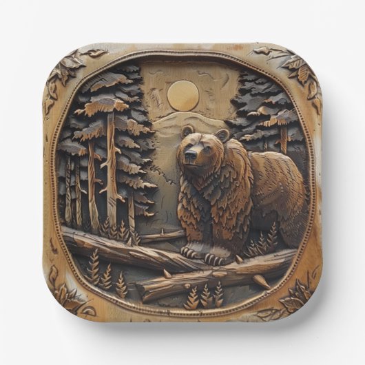 Carved Wood Bear Full Moon Pine Tree Forest Pappteller (Vorderseite)