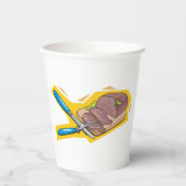 Carving Roast Beef with Fork and Knife Pappbecher (Vorderseite)