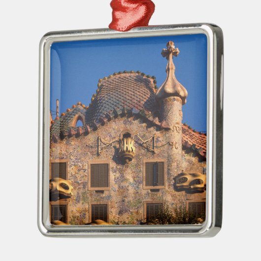 Casa Batilo, Gaudi Architecture, Barcelona, Ornament Aus Metall (Links)