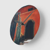 Casa en Mexico Runde Wanduhr (Winkel)