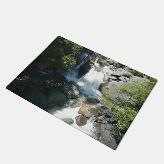 Cascade Falls at Yosemite National Park Fußmatte (Schrägansicht)