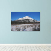 Cascade Mountain Kanada Leinwanddruck (Insitu (Holzboden))