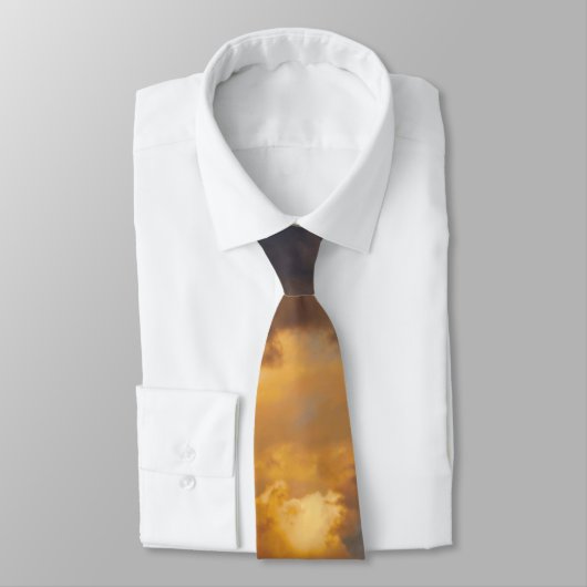 Cascades Rain Clouds Ansammlung Krawatte (Gebunden)