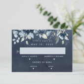 Cascading Rose Wedding 2 Meal Choice RSVP Card Karte (Stehend Vorderseite)