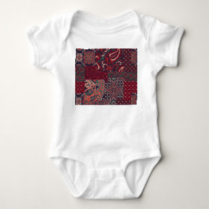Cashmere Paisley Silk: Abstraktes Vintages Patchwo Baby Strampler