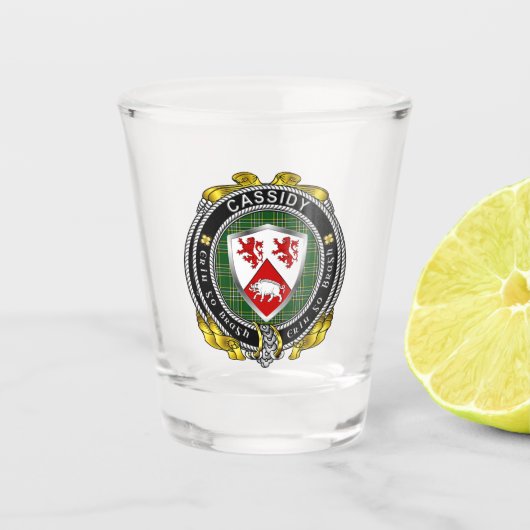 Cassidy/O'Cassidy Irish Shield Schnapsglas (Vorderseite)