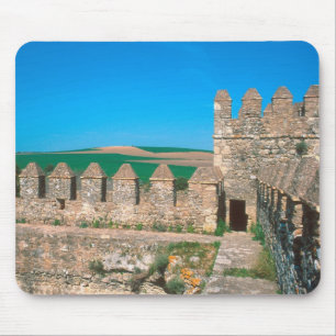 Castillo de Las Aguzaderas ist eine Burg mit einer Mousepad