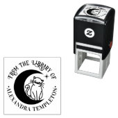 Cat #3 auf einem Crescent Moon Library Book Name Permastempel (Beispiel)