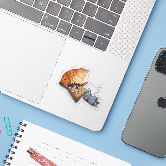 Cat and Mouse Playing Schach Cartoon Zeichn Funny Aufkleber (Laptop mit iPhone)