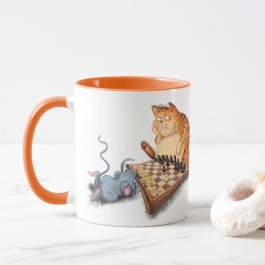 Cat and Mouse Playing Schach Tasse (Mit Donut)