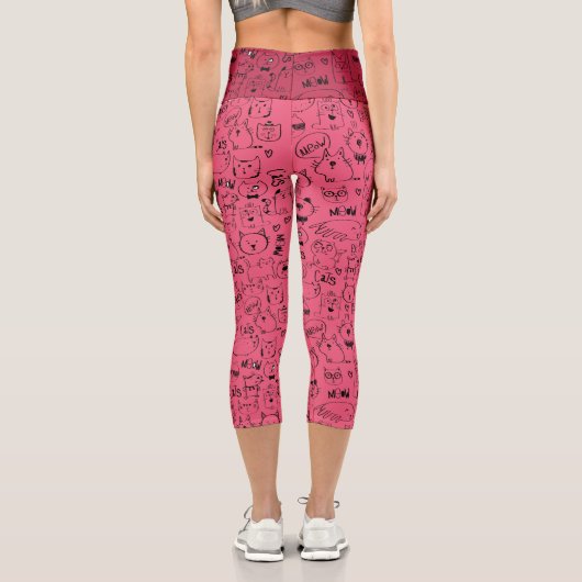 Cat Doodles, Funny Kitty Pattern auf Magenta Capri Leggings (Rückseite)