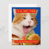 Cat Eating Cheeseburger Einladungspostkarte (Vorne/Hinten)