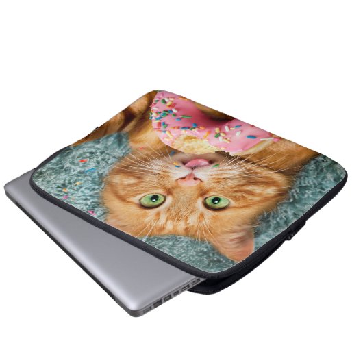 Cat Eating Donut Laptopschutzhülle (Vorne Knopf)