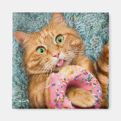 Cat Eating Donut Magnet (Vorne)