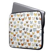 Cat Face Doodle Muster Laptopschutzhülle (Vorderseite Links)